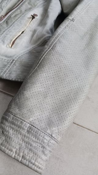 Cazadora cuero García Jeans. Mujer