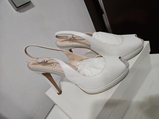 tacon blanco LODI. solo una puesta.