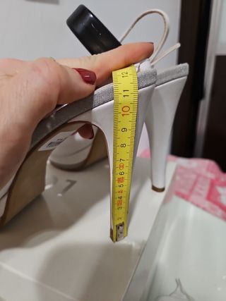 tacon blanco LODI. solo una puesta.