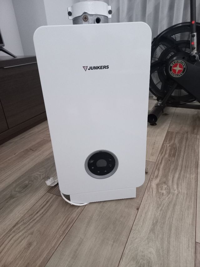 Calentador de gas natural y gas butano