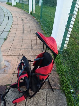 Mochila portabebé senderismo