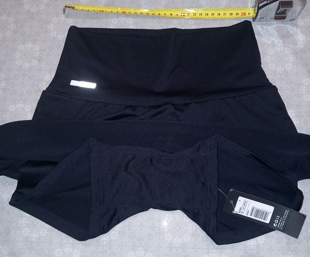 Gonna corta da padel o tennis. WPT.