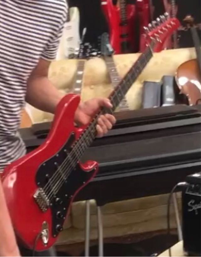 Guitarra eléctrica Starforce