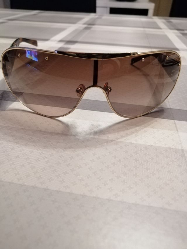 Occhiali da sole Vogue