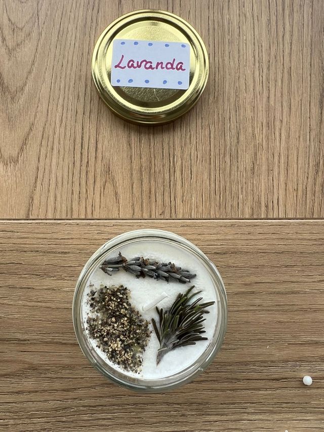Vela natural de lavanda