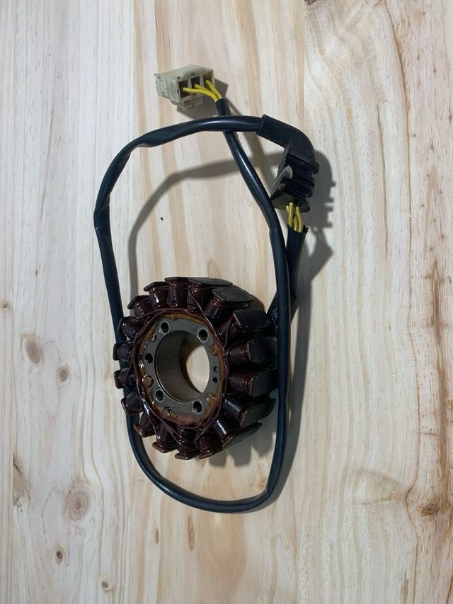 Estator Honda CBR 1100 XX