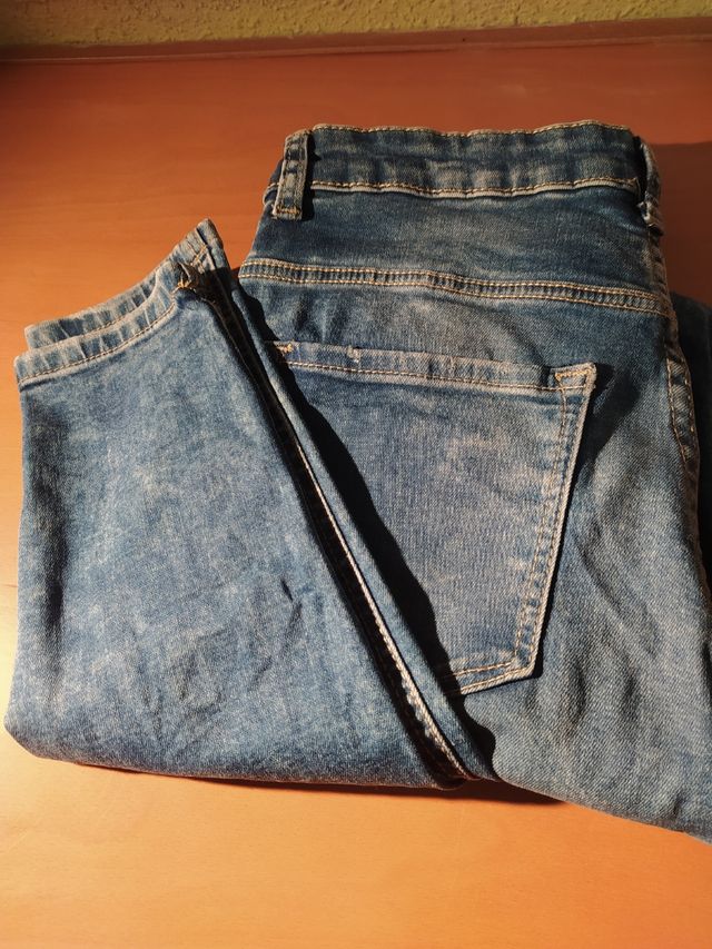 Vaqueros de Bershka