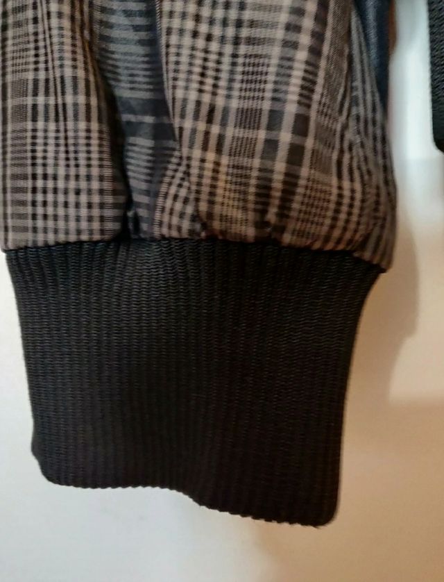 Blusão de rapaz 12/14A