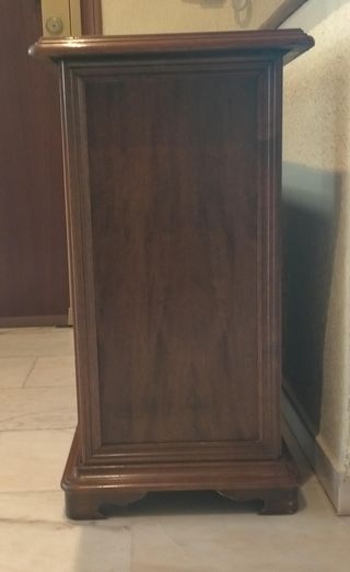 mesa televisión, entrada