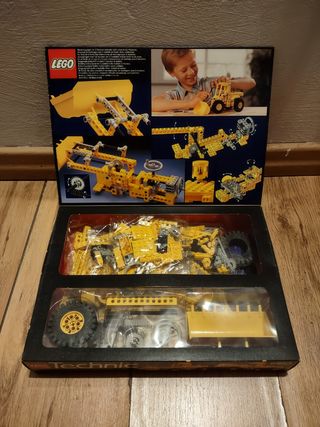 LEGO Technic 8853 - Escavatore