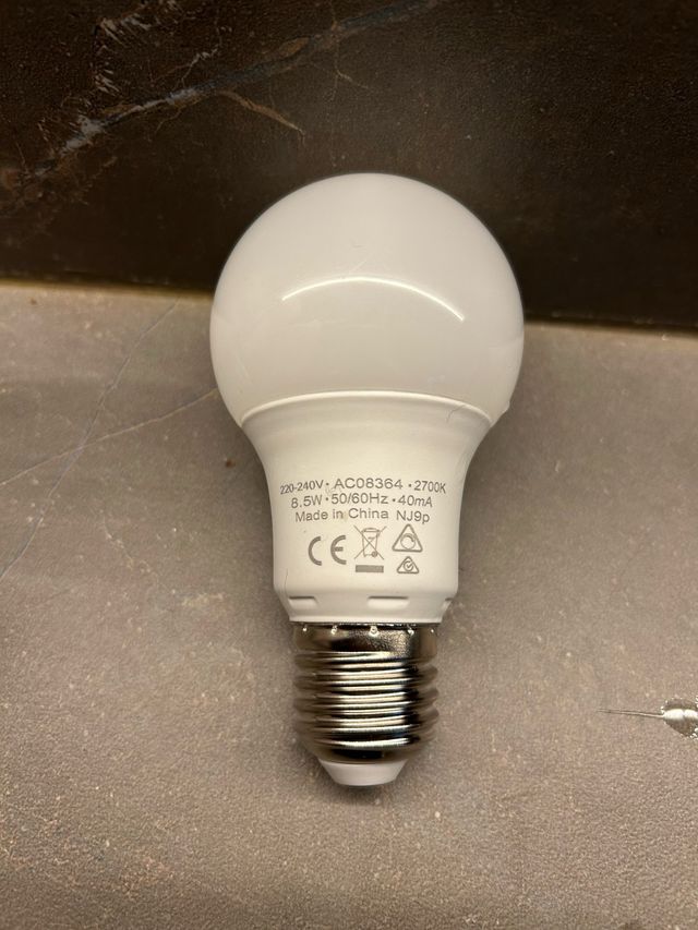 bombilla led osram regulable 2700k ac08364