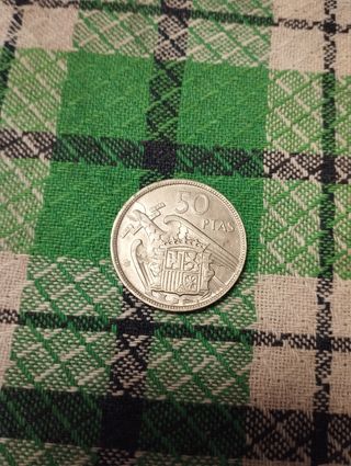 1 moneda de 50 Pesetas 
