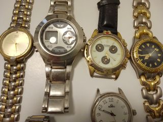 Lotto di 7 orologi al quartz 