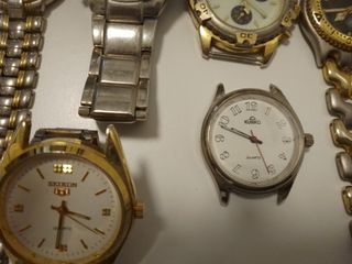 Lotto di 7 orologi al quartz 