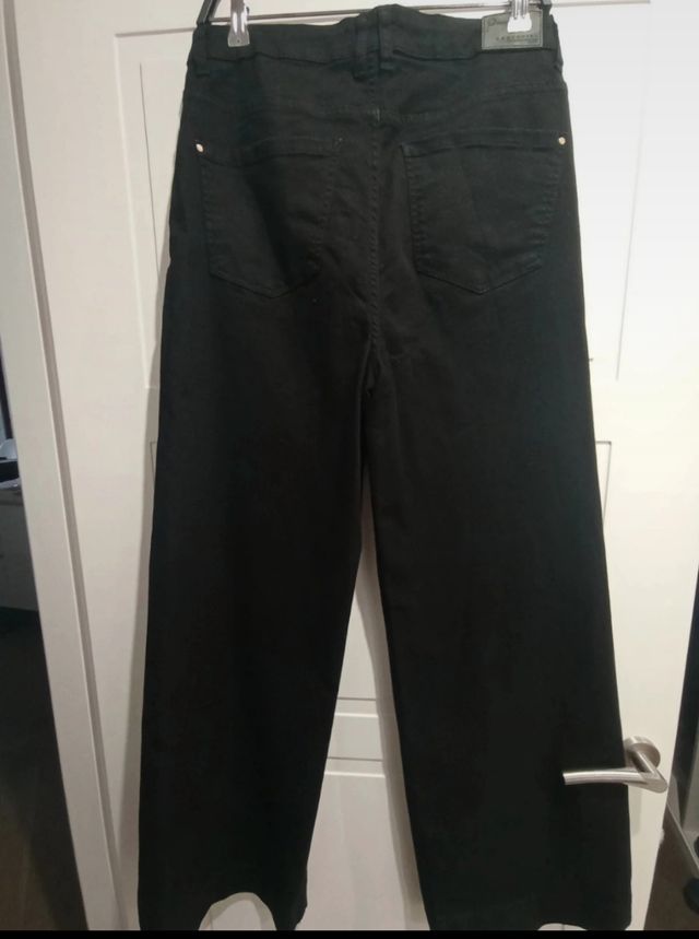 Pantalón negro