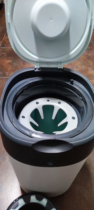 Contenedor pañales Sangenic