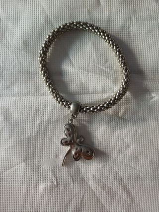 Pulsera acero con 🦋 mariposa