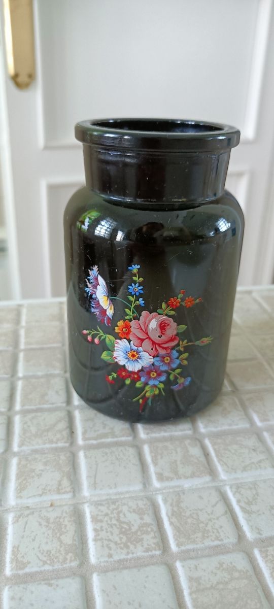 Jarrón pequeño de cerámica