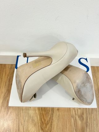 Zapato de Salon Guess 37