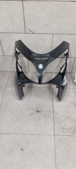 Carenado frontal Suzuki Burgman 125 200 