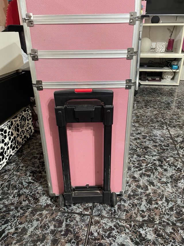 carro estetica o uñas 