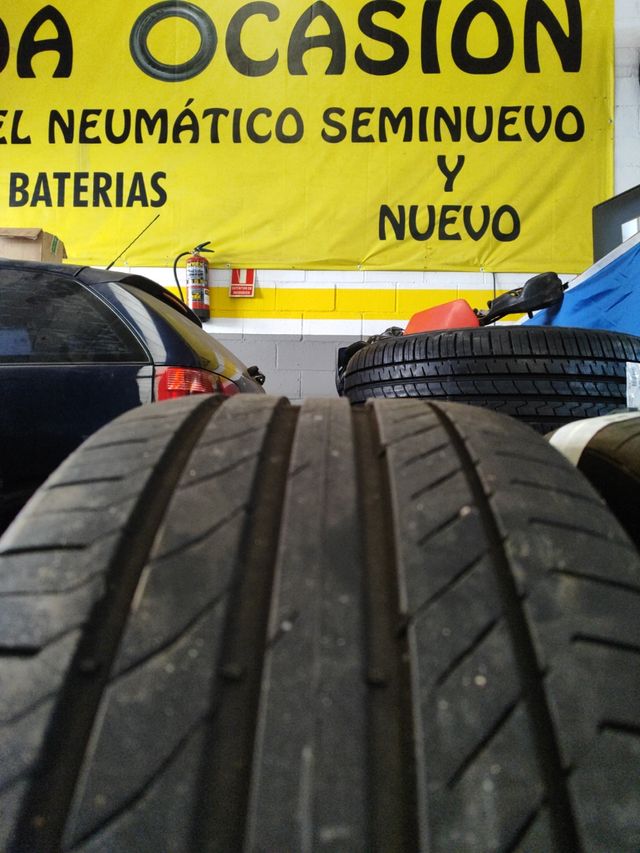 255/45R19 Continental