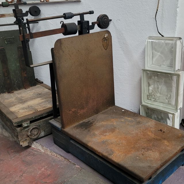 ✅Básculas antiguas