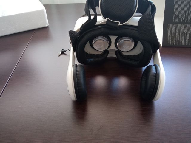 Gafas VR + controlador bluetooth 