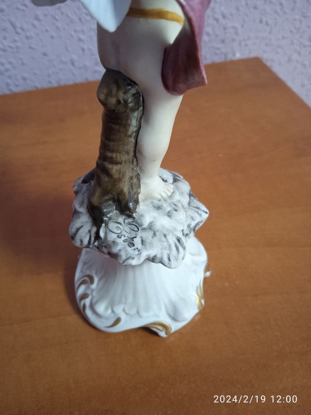 Figura Porcellane Ester Italia 