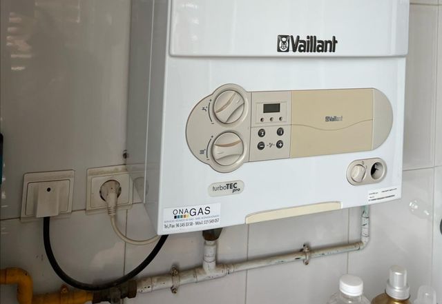 Caldera gas natural VAILLANT Turbotec Pro