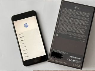 iPhone 8 Plus falta cable de carga