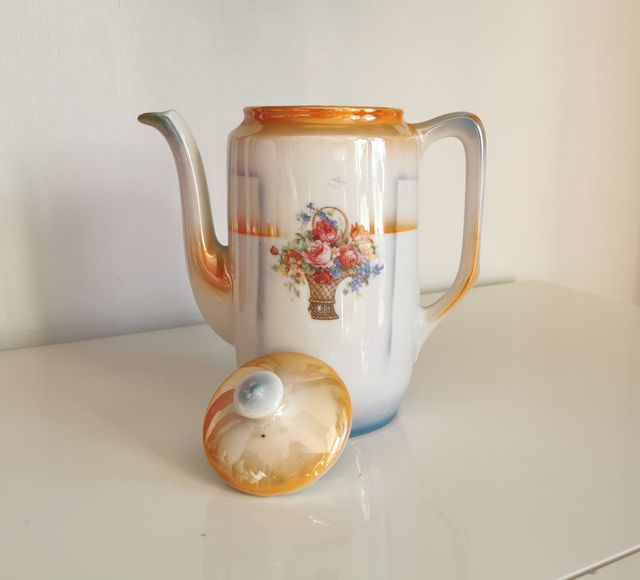 JUEGO DE CAFE Y SEIS TAZAS - ART DECO