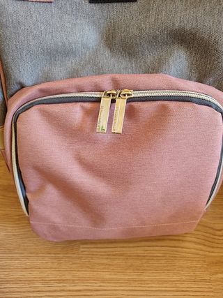 Mochila maternidad gris y rosa