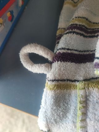 Albornoz de mujer, con capucha