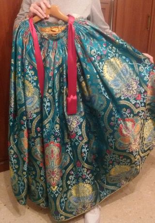 Traje de fallera cosido por modista
