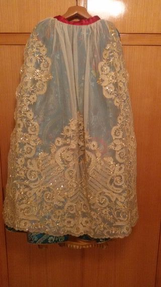 Traje de fallera cosido por modista