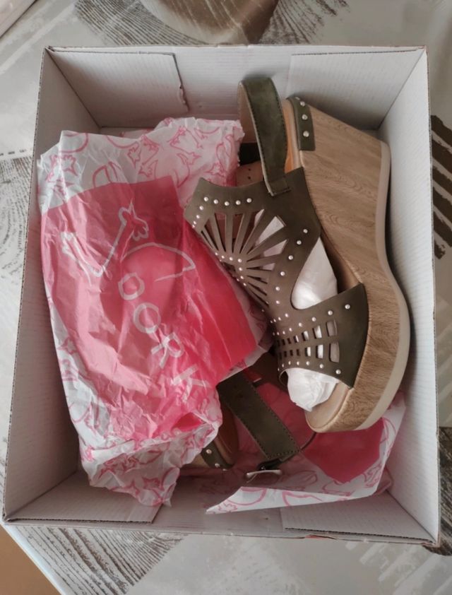 Sandalias