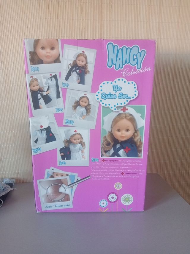 Nancy enfermera 2020 en caja