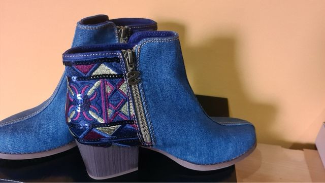 botas desigual country exotic