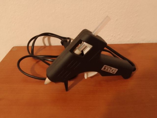 Pistola Pegamento