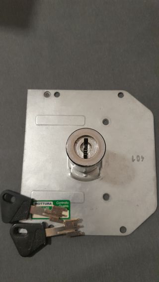 Cerradura bombín Mottura