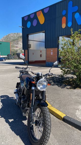 Moto 125 Rieju century