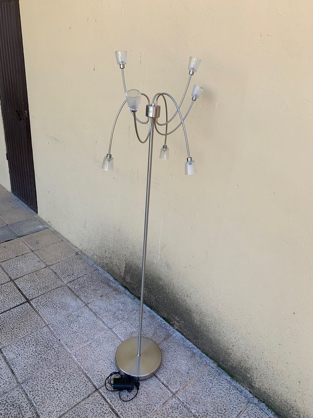 Lampara de pie