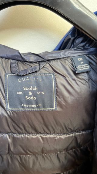 Abrigo Scotch and Soda