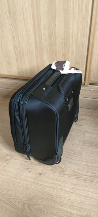 Maletín mochila negro de poliéster 