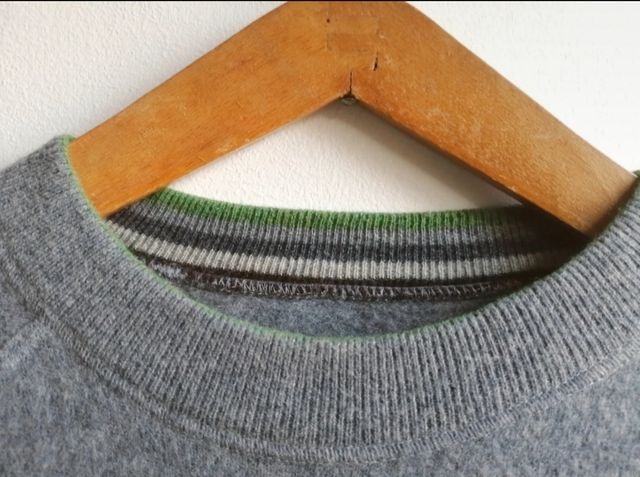 Maglia grigia molto calda