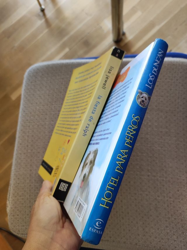 Libros juveniles, como nuevos (dos)