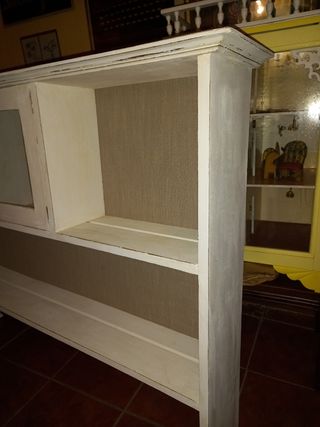 Estanteria antigua