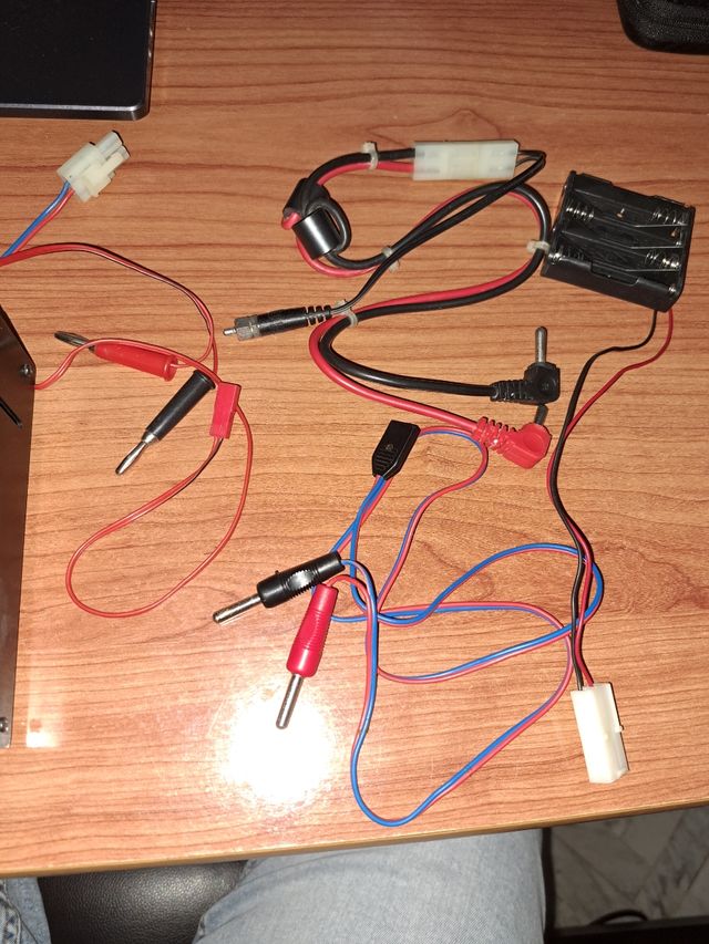 Cargador Robbe peak infinito 2