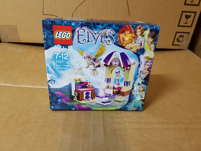 Lego Elves 41071 Aira's creative workshop